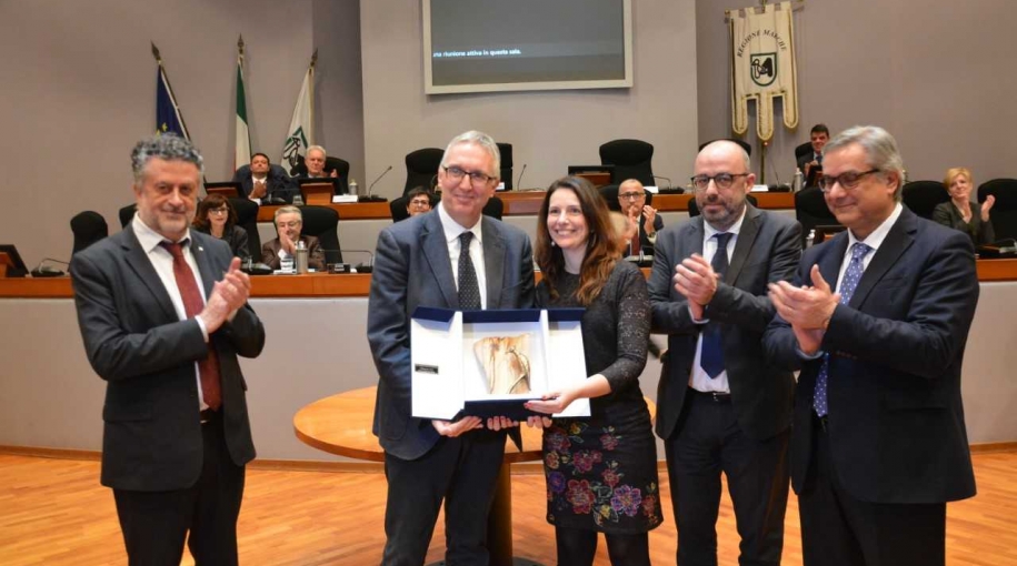 Picchio d'oro a Branchesi: Gostoli, premio simbolo Marche  Sprint imprenditrici e scienziate verso nuovi sentieri sviluppo 