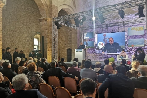 Gostoli a Rieti: Nella nuova agenda di governo ci sono presente e futuro delle Marche